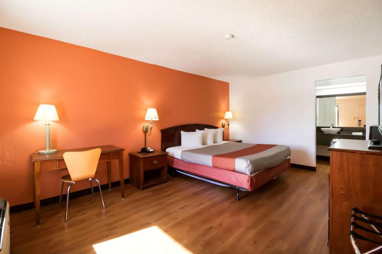 Motel 6-Holyoke, Ma เวสต์ฟิลด์ ภายนอก รูปภาพ