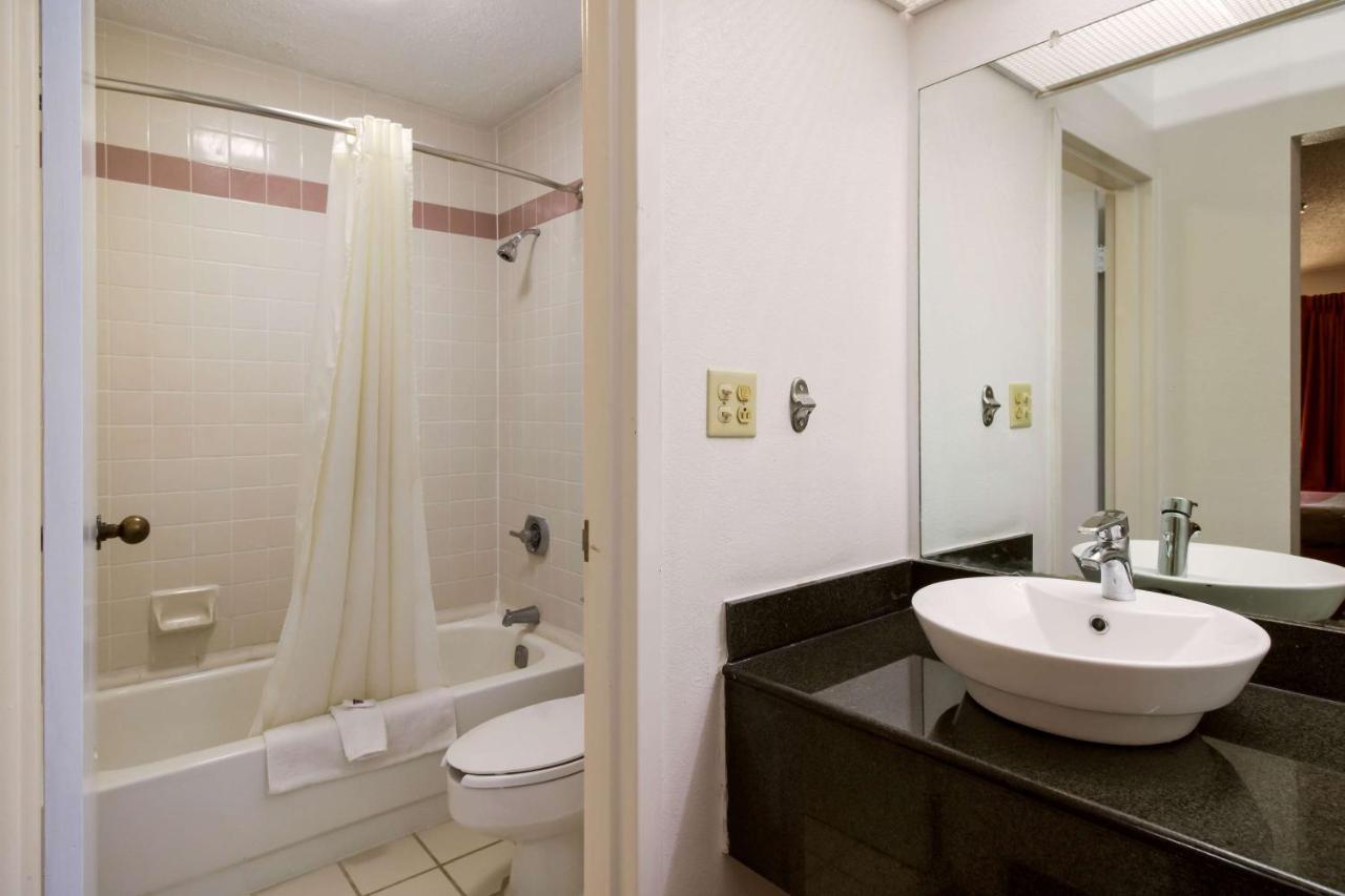 Motel 6-Holyoke, Ma เวสต์ฟิลด์ ภายนอก รูปภาพ