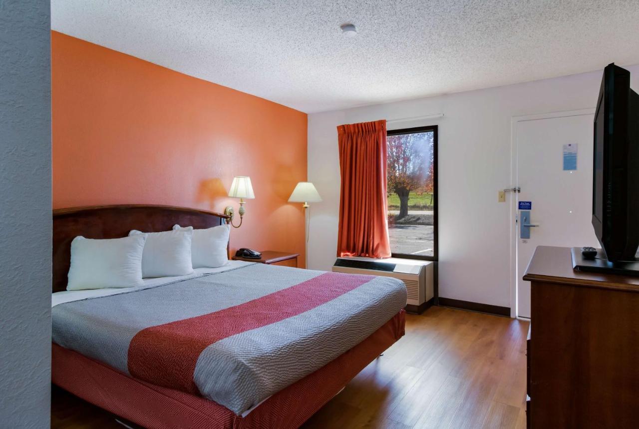 Motel 6-Holyoke, Ma เวสต์ฟิลด์ ภายนอก รูปภาพ